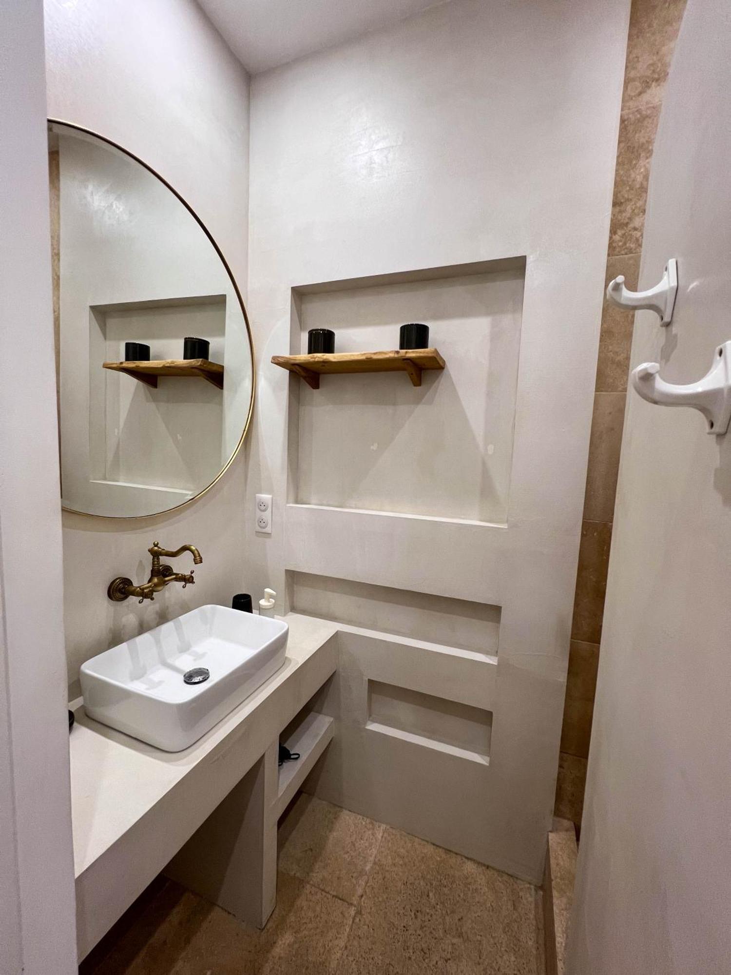 Chic Et Boheme A Endoume, A Deux Pas Du Vieux-Port Apartment Marseille Luaran gambar